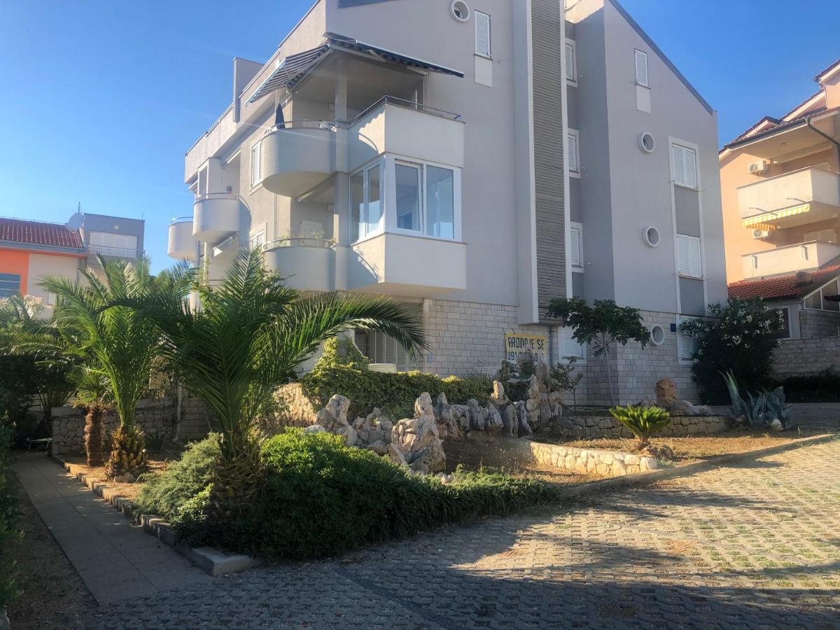 Apartment Dilba Novalja Zewnętrze zdjęcie