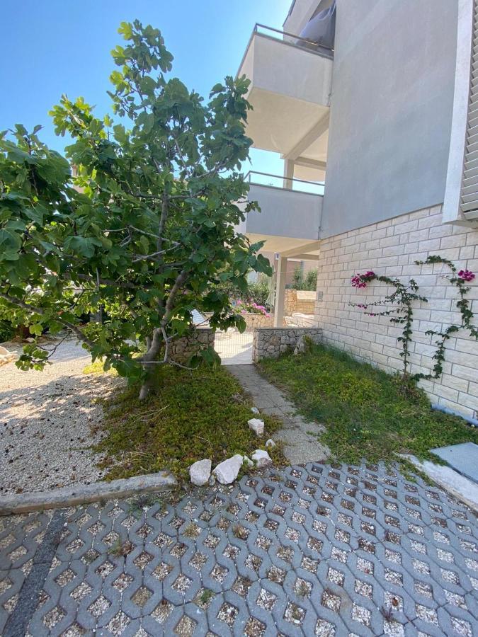 Apartment Dilba Novalja Zewnętrze zdjęcie